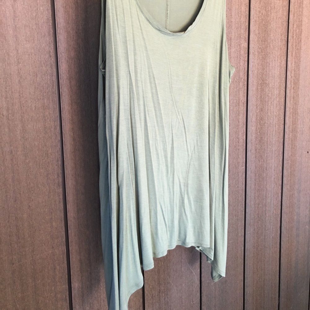 LOGO Layers Tank Top - Picture 4 of 9